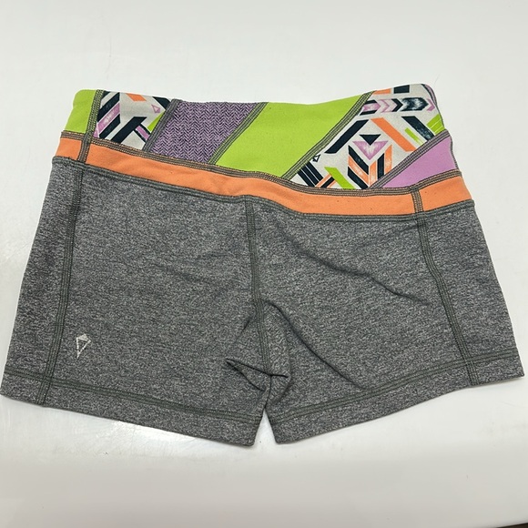 Ivivva by Lululemon Girls Rhythmic Shorts - Picture 4 of 10